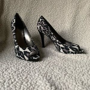 Nine West pumps